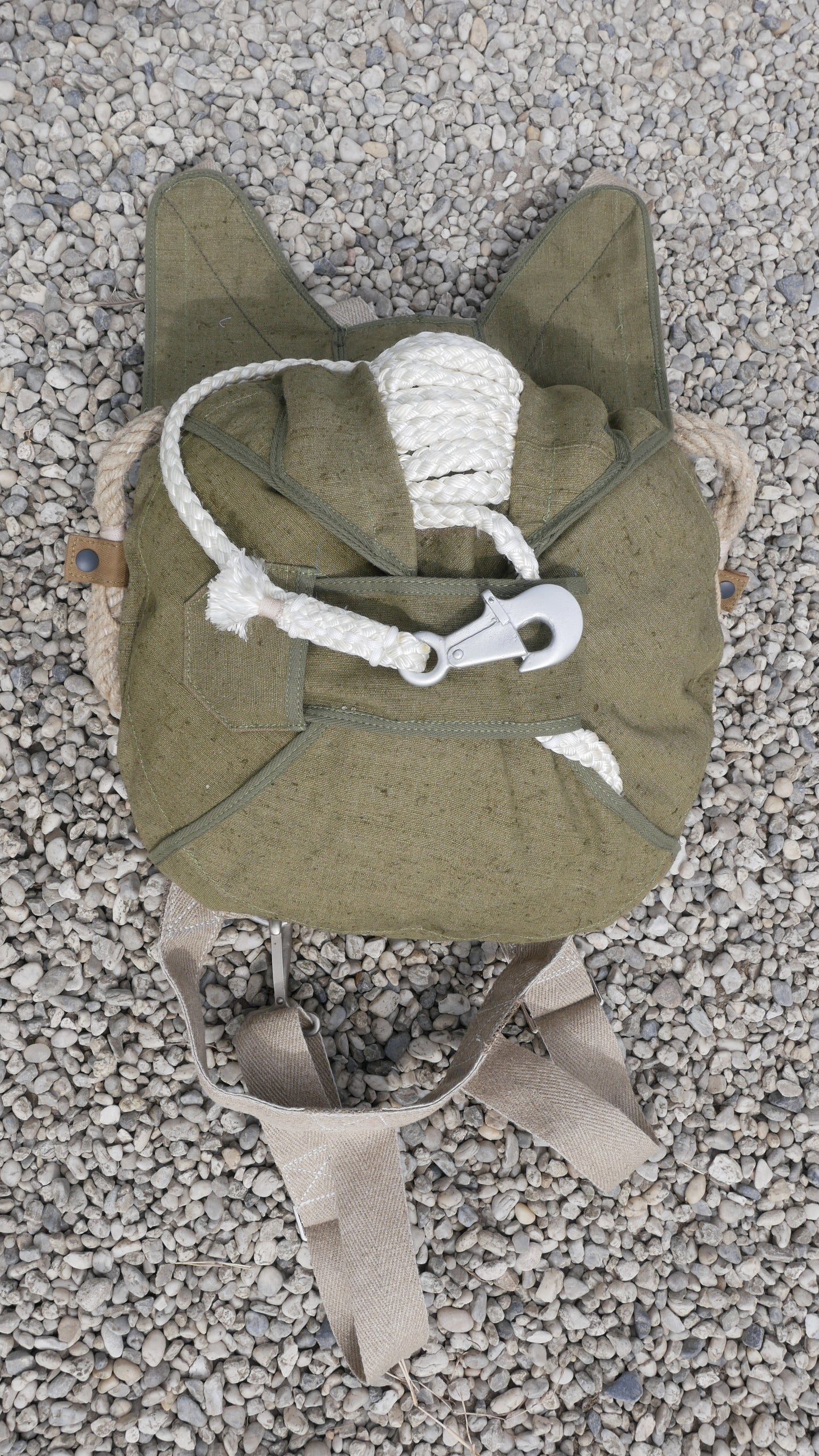 RZ-16 parachute