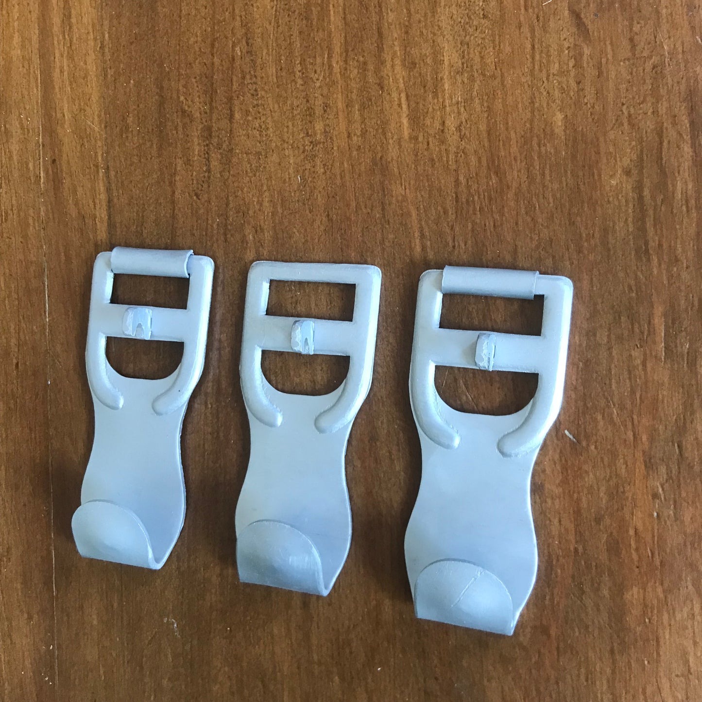 Y-straps aluminium hooks